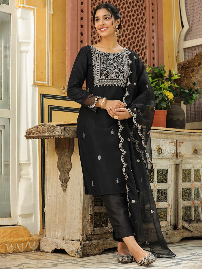 women three quarter sleeve kurta pant with dupatta set - 21514199 -  Standard Image - 2