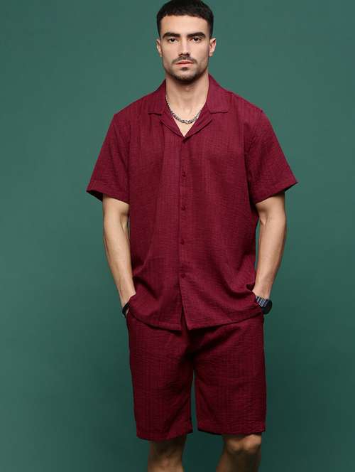 maroon