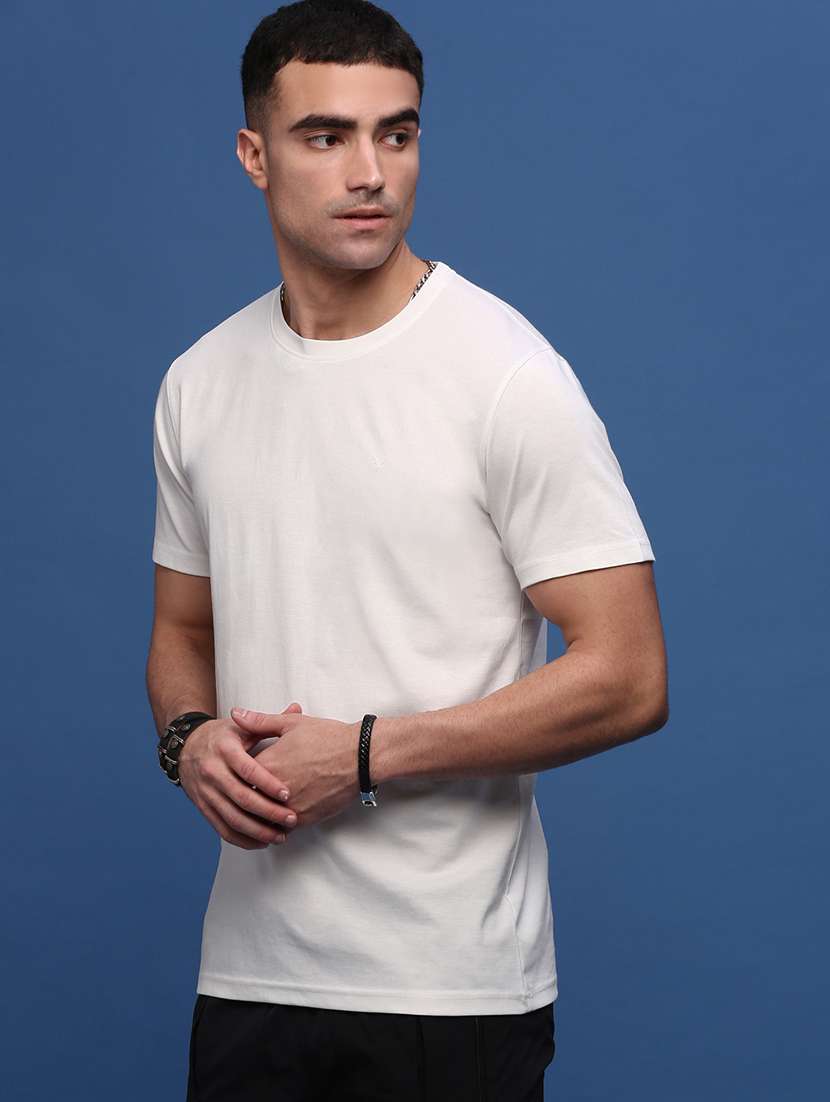 men short sleeve plain t-shirt - 21514834 -  Standard Image - 2