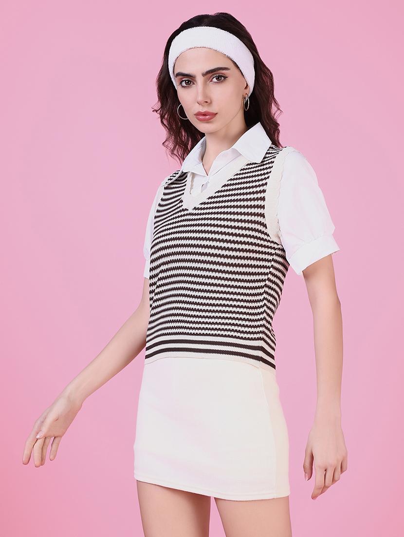 women self design short sleeves top - 21515127 - Standard Image - 2