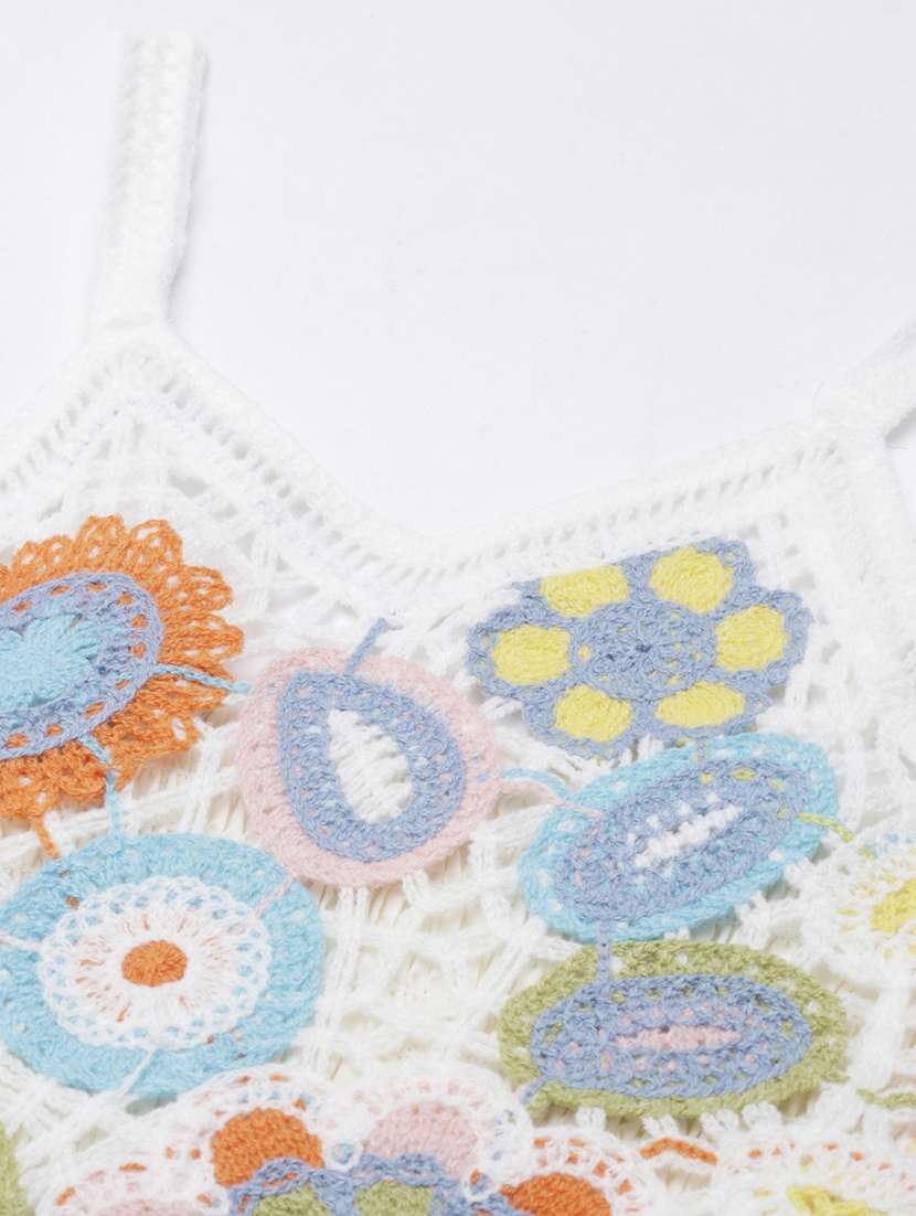 women sleeveless crochet crop top - 21515165 -  Standard Image - 7