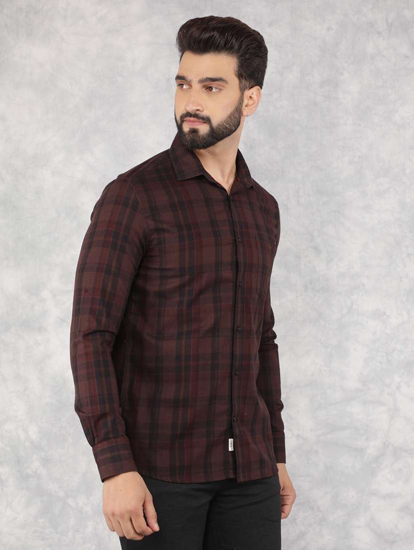 men collared checks casual shirt - 21517907 -  Standard Image - 2
