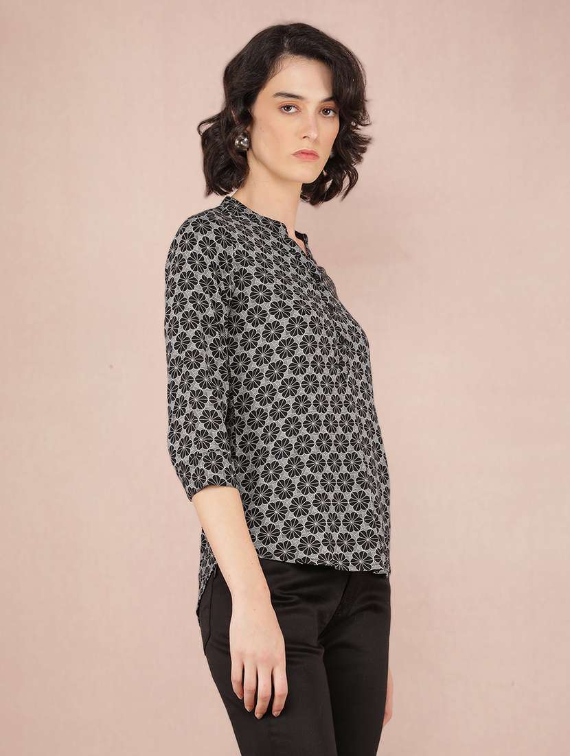 women black viscose regular top