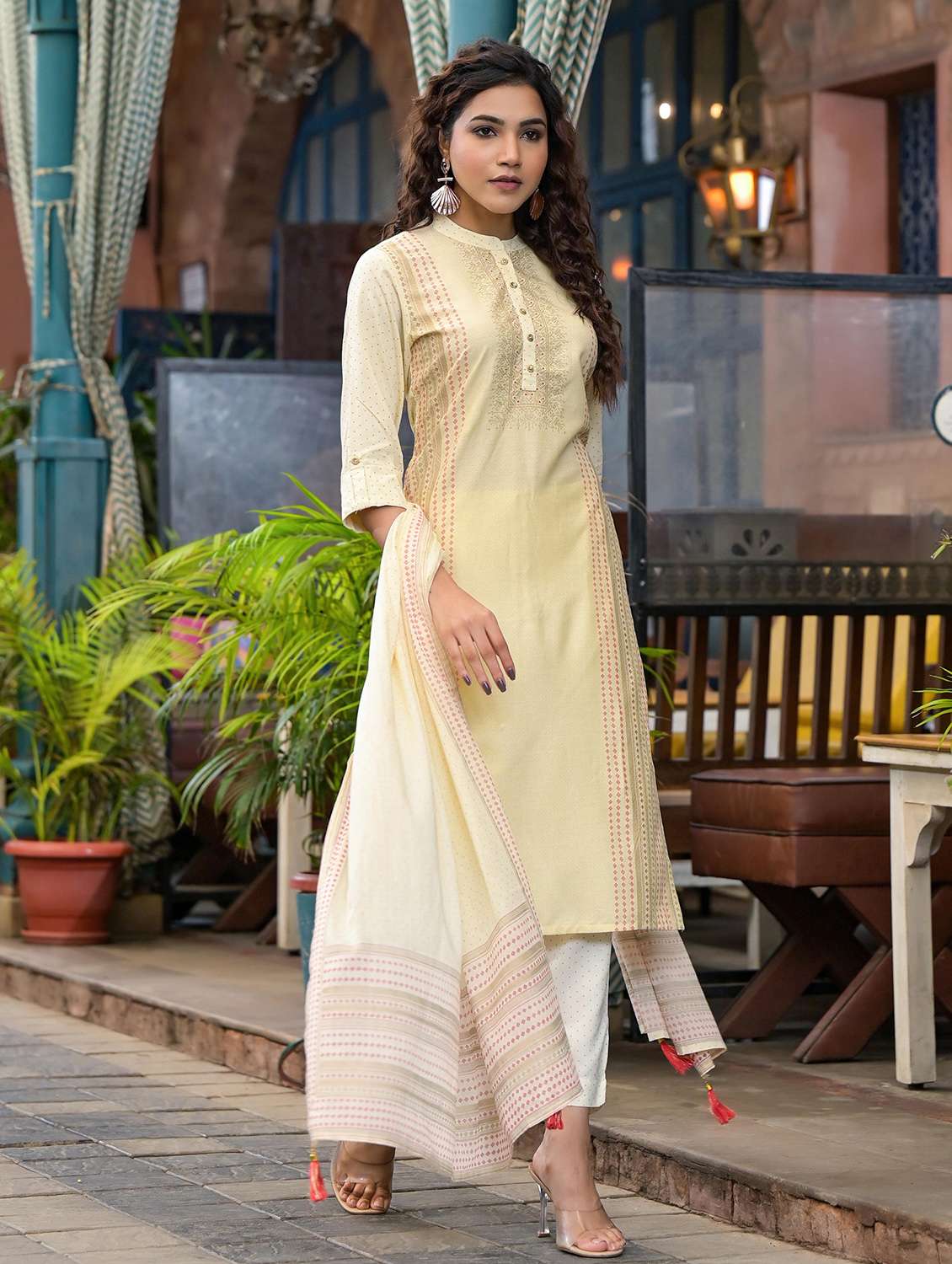 women yellow kurta pant set with dupatta - 21518971 -  Standard Image - 2