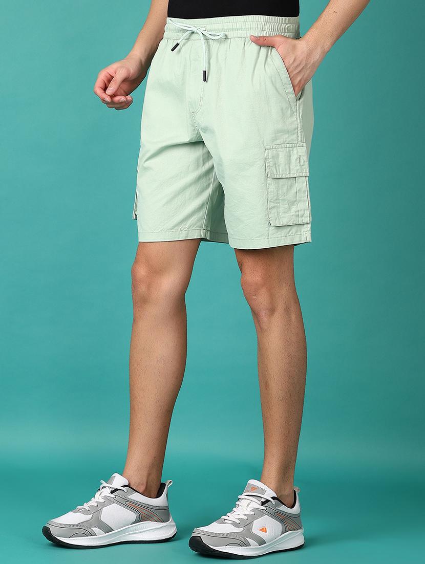 men mid rise solid cargo shorts - 21519216 - Standard Image - 2