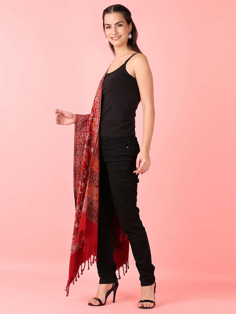 women self designed stole - 21519299 -  Standard Image - 2