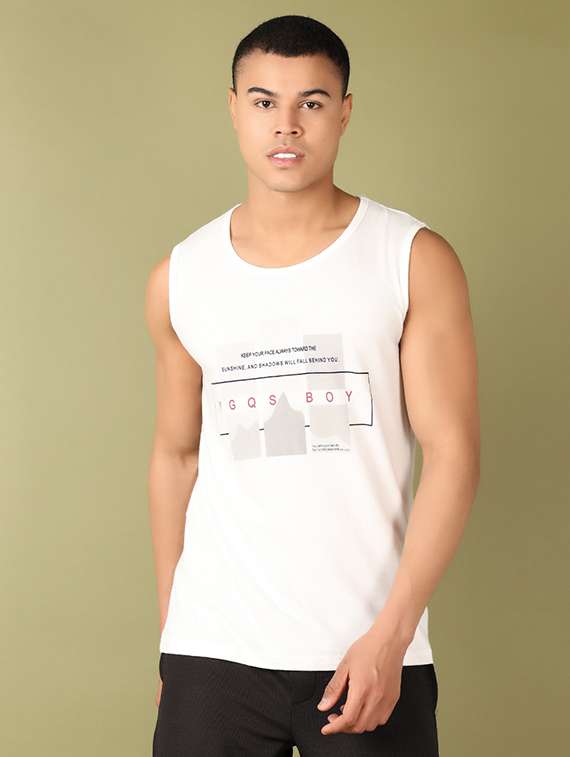 men round neck front print t-shirt
