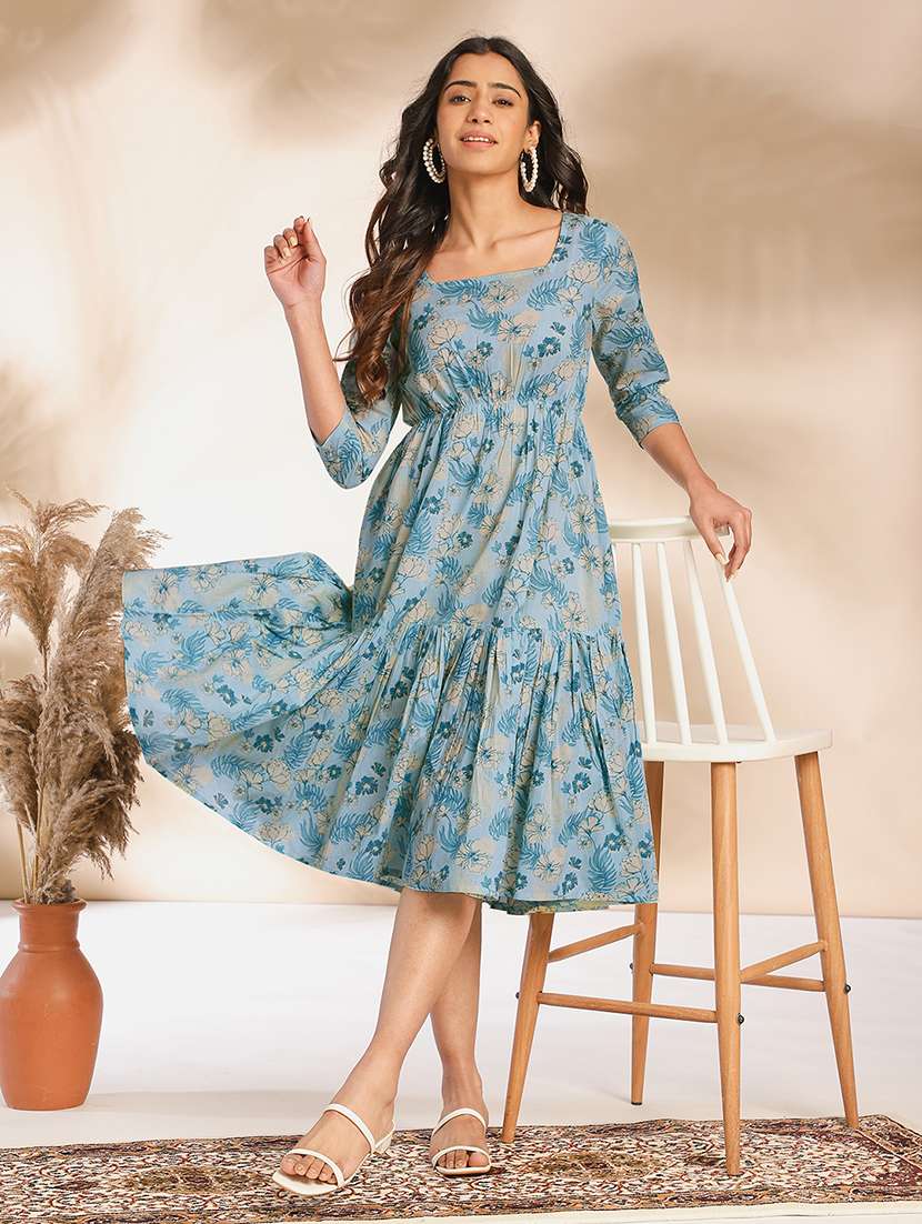 women printed square neck tiered dress - 21521130 -  Standard Image - 2