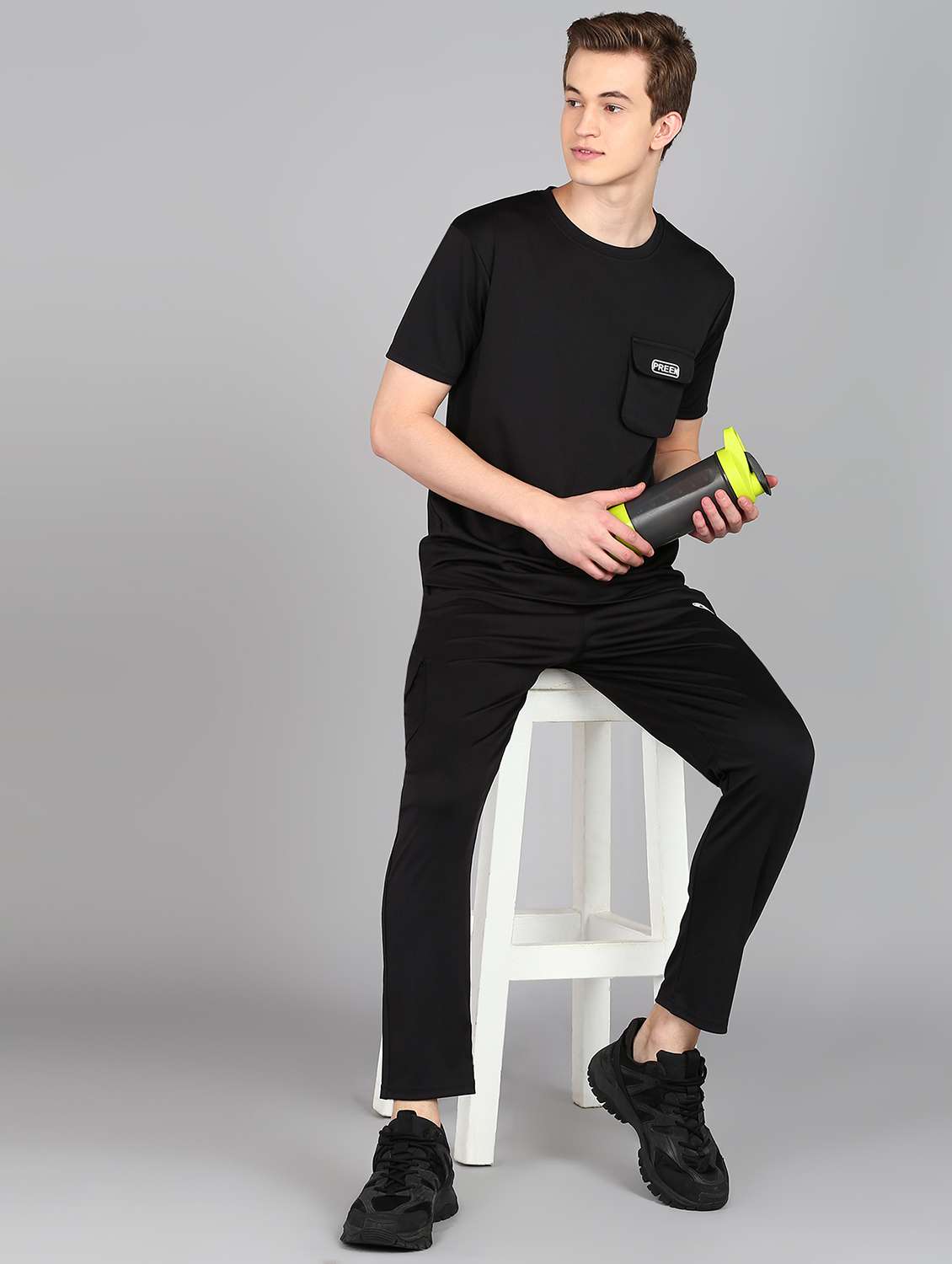 men solid full length track suit - 21522130 -  Standard Image - 2