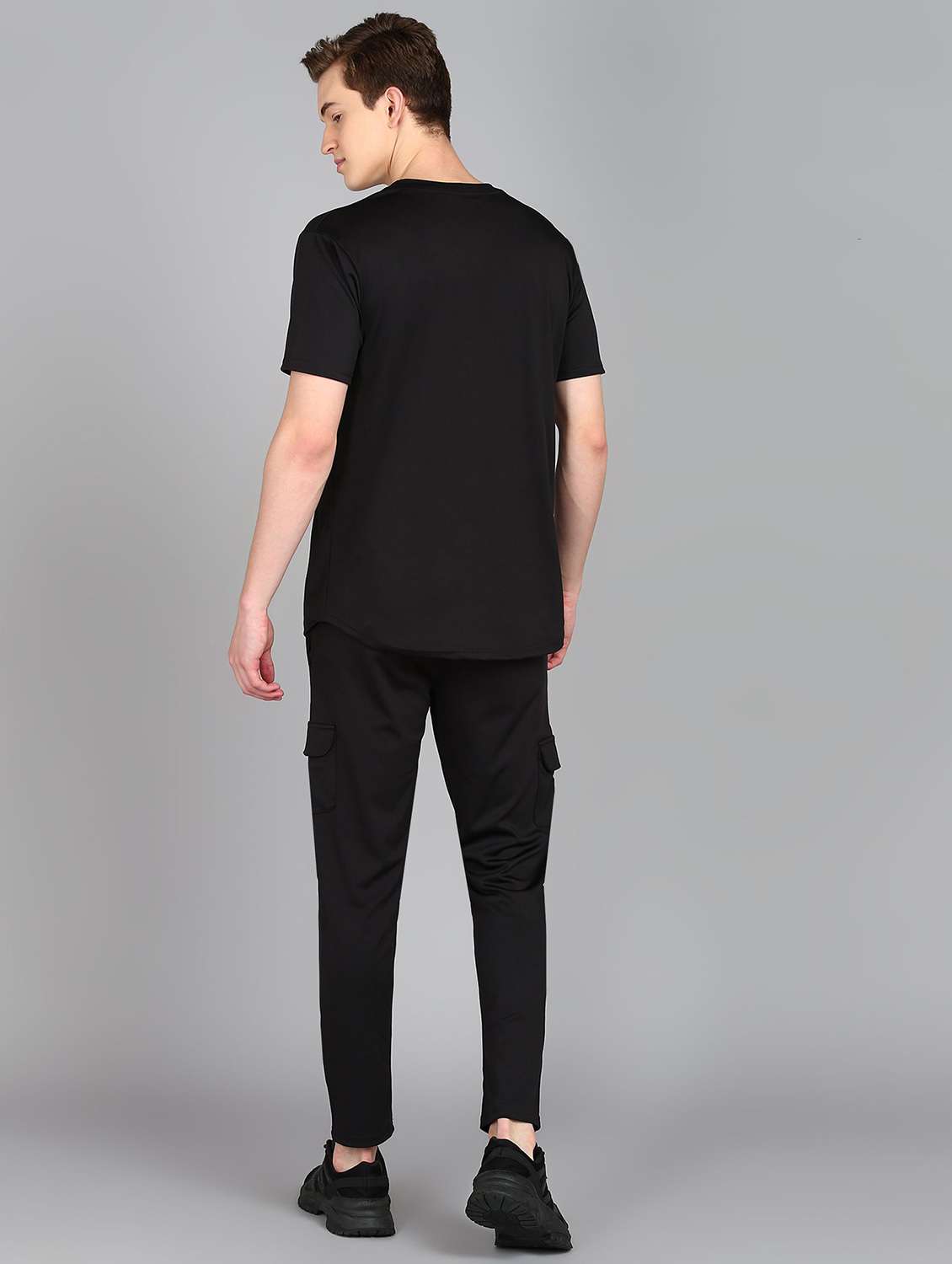 men solid full length track suit - 21522130 -  Standard Image - 2