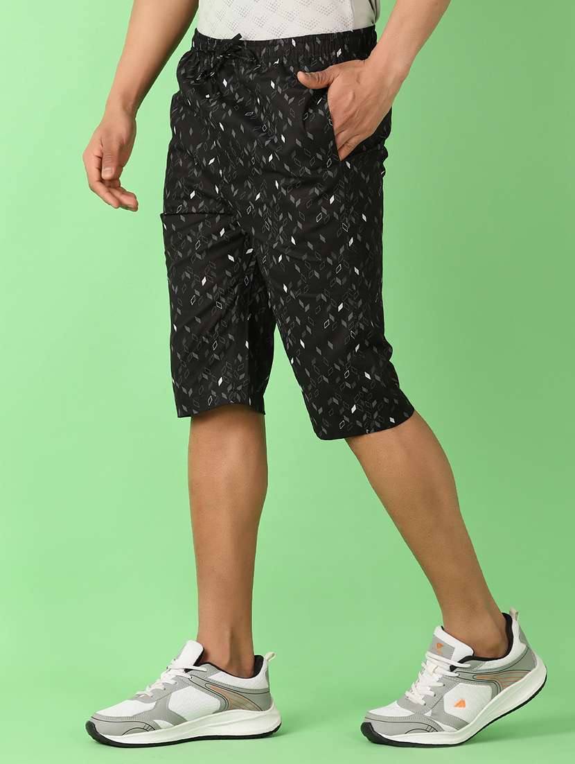 men mid rise printed three - fourth - 21522969 -  Standard Image - 2