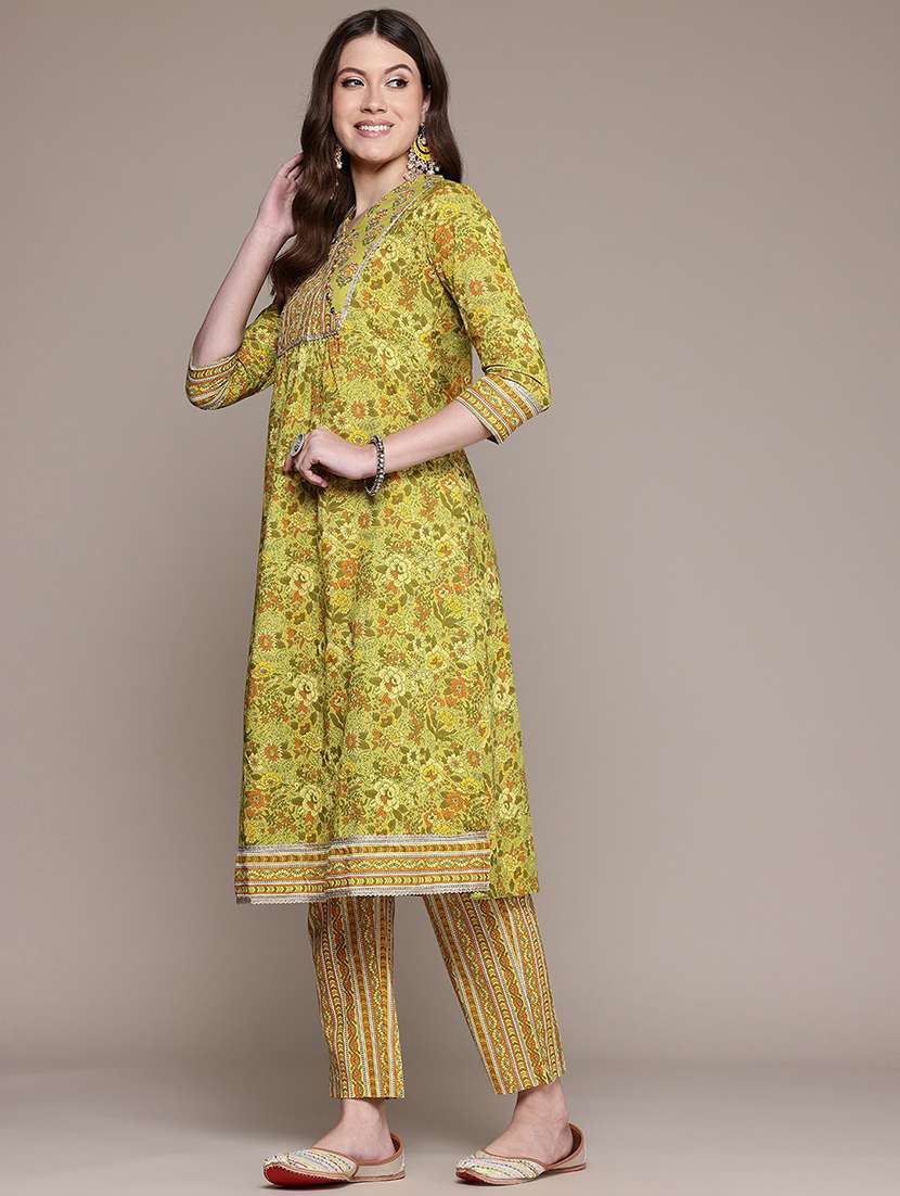 women floral kurta pant set with dupatta - 21523136 -  Standard Image - 2