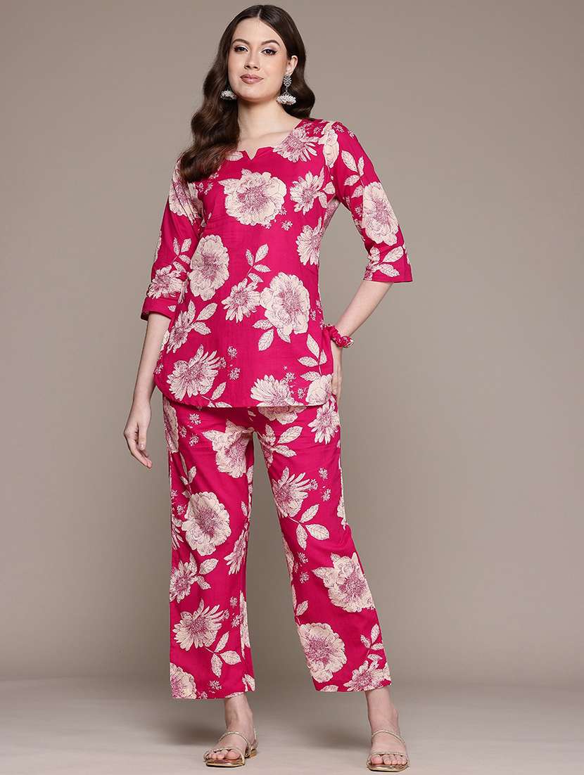 women floral notch neck co-ord sets with scrunchie