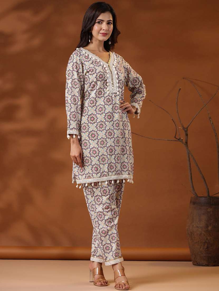 women printed v neck kurta pant set - 21523157 -  Standard Image - 2