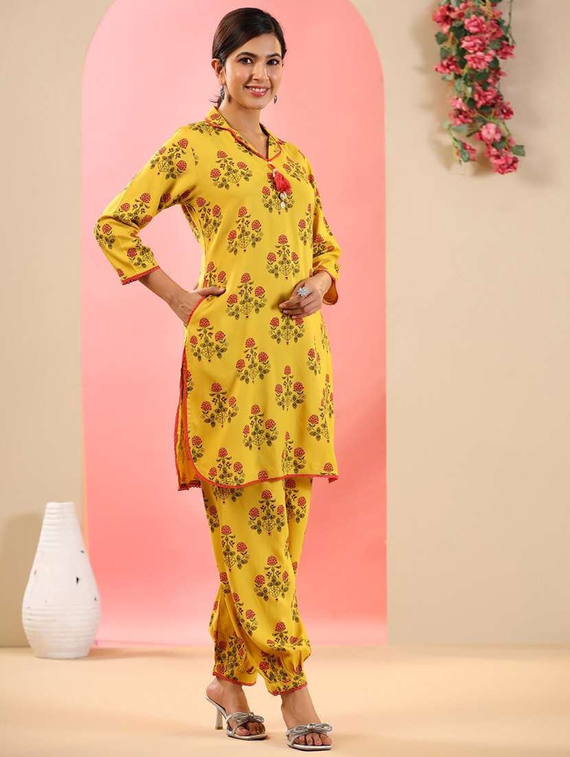 women floral lapel neck kurta salwar set - 21523159 -  Standard Image - 2