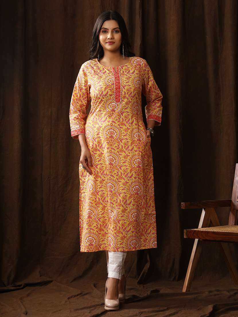 women three quarter sleeve straight kurta - 21523722 -  Zoom Image - 0