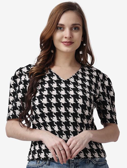 women black printed v neck top - 21525077 -  Standard Image - 0