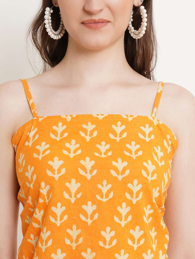 Women Printed Sleeveless Asymmetric Top