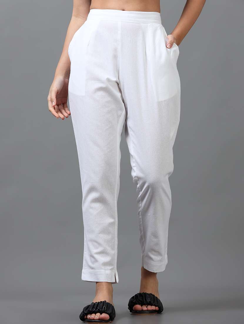 women solids mid rise tapered pant