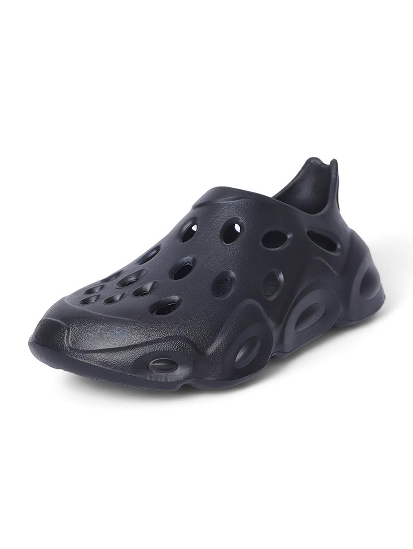 women black solid clogs - 21527816 - Standard Image - 2