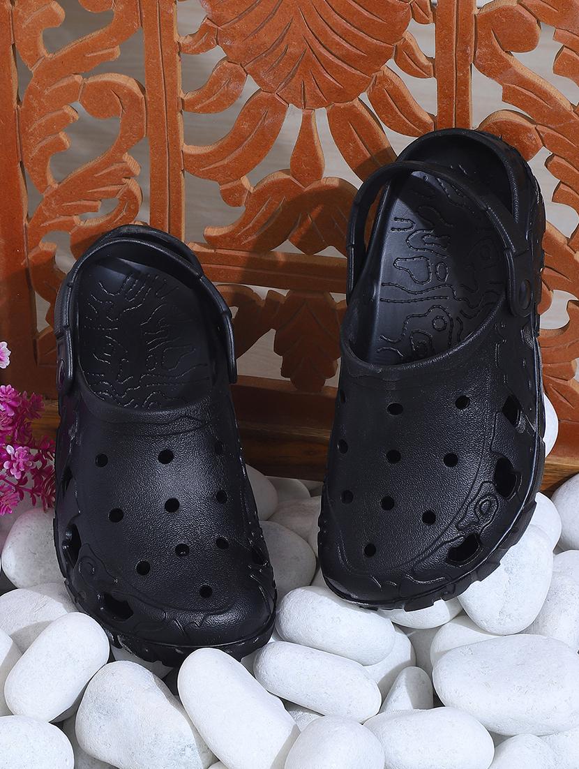 women black solid clogs