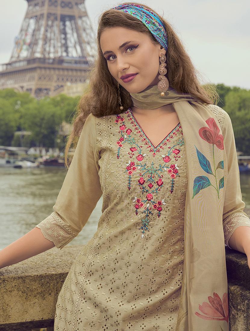 women three quarter sleeve kurta pant with dupatta set - 21527954 - Standard Image - 2