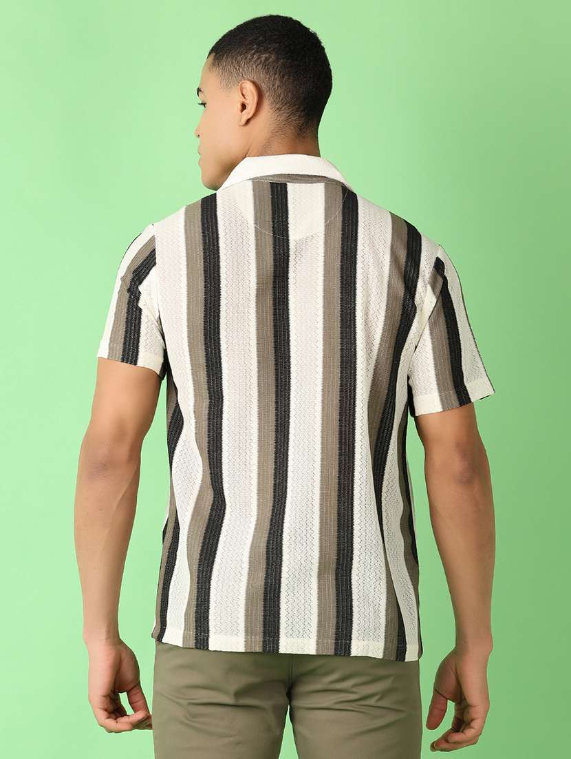 men short sleeves striped casual shirt - 21528270 -  Standard Image - 2