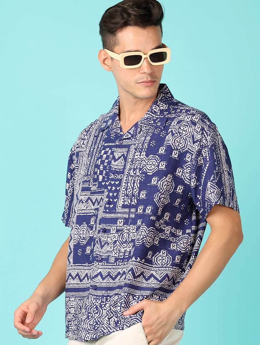 men printed short sleeve casual shirt - 21528376 -  Standard Image - 2
