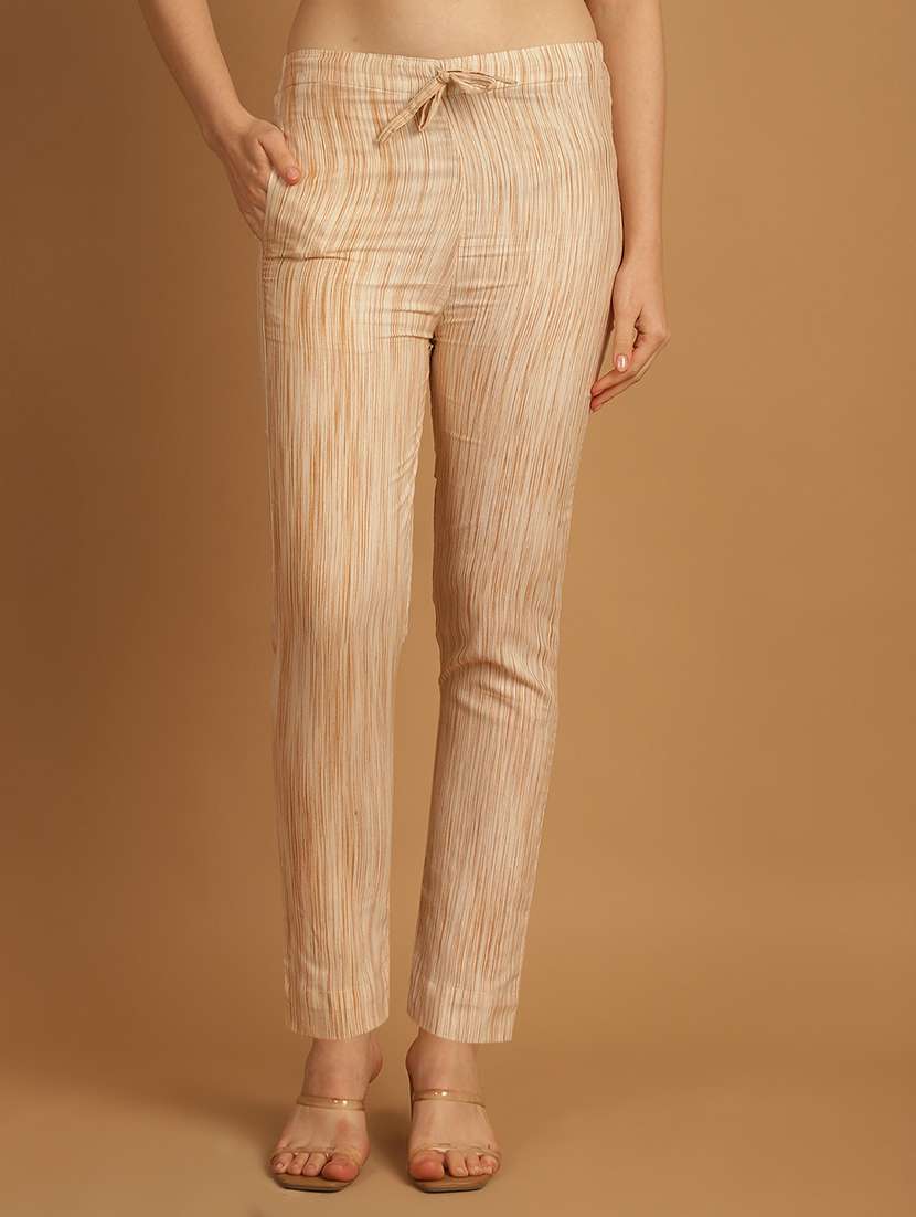 women printed ankle length flat front trouser