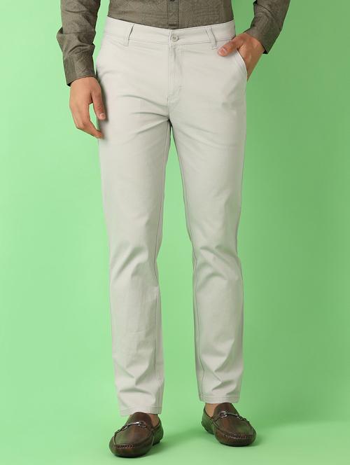 men mid rise solid chinos - 21529905 -  Standard Image - 0