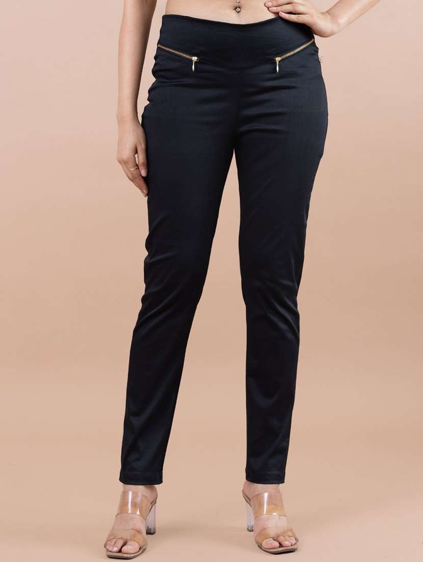 women solid mid rise cigarette pant