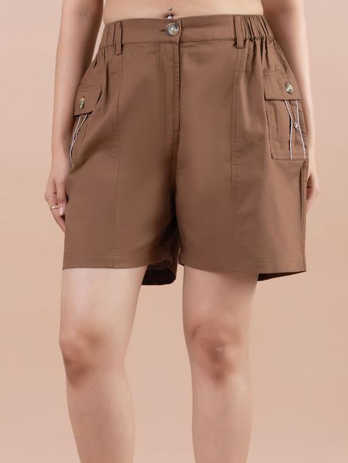 women solid mid rise regular short - 21530117 - Standard Image - 0