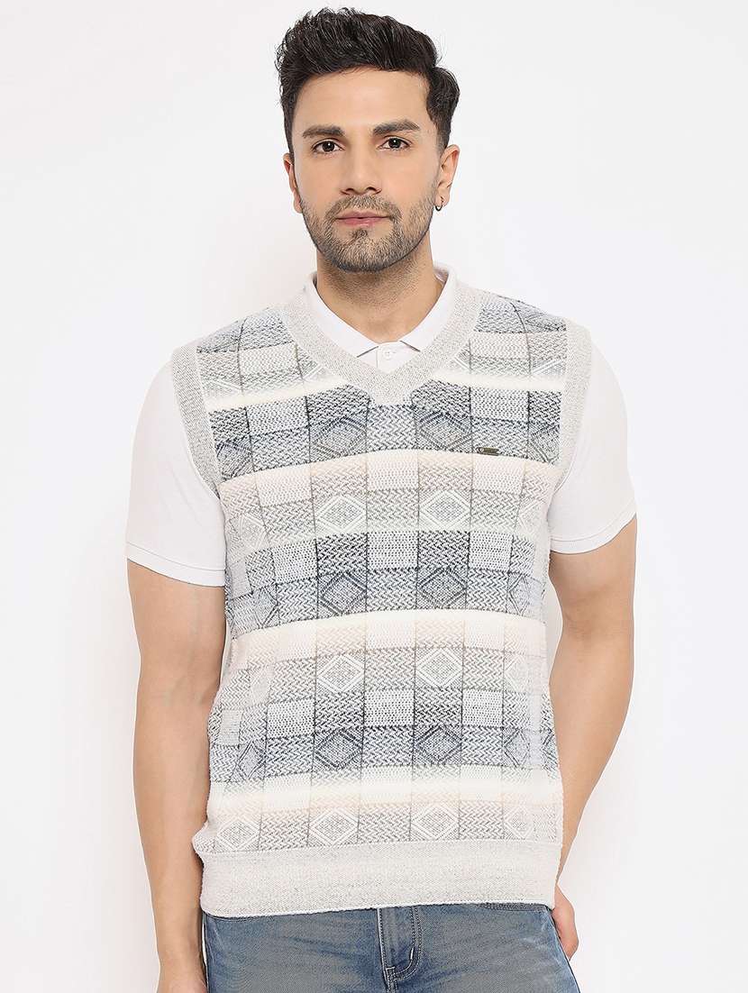 men self design sleeveless pullover sweater