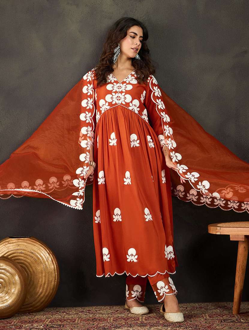 women kurta pant set with dupatta 