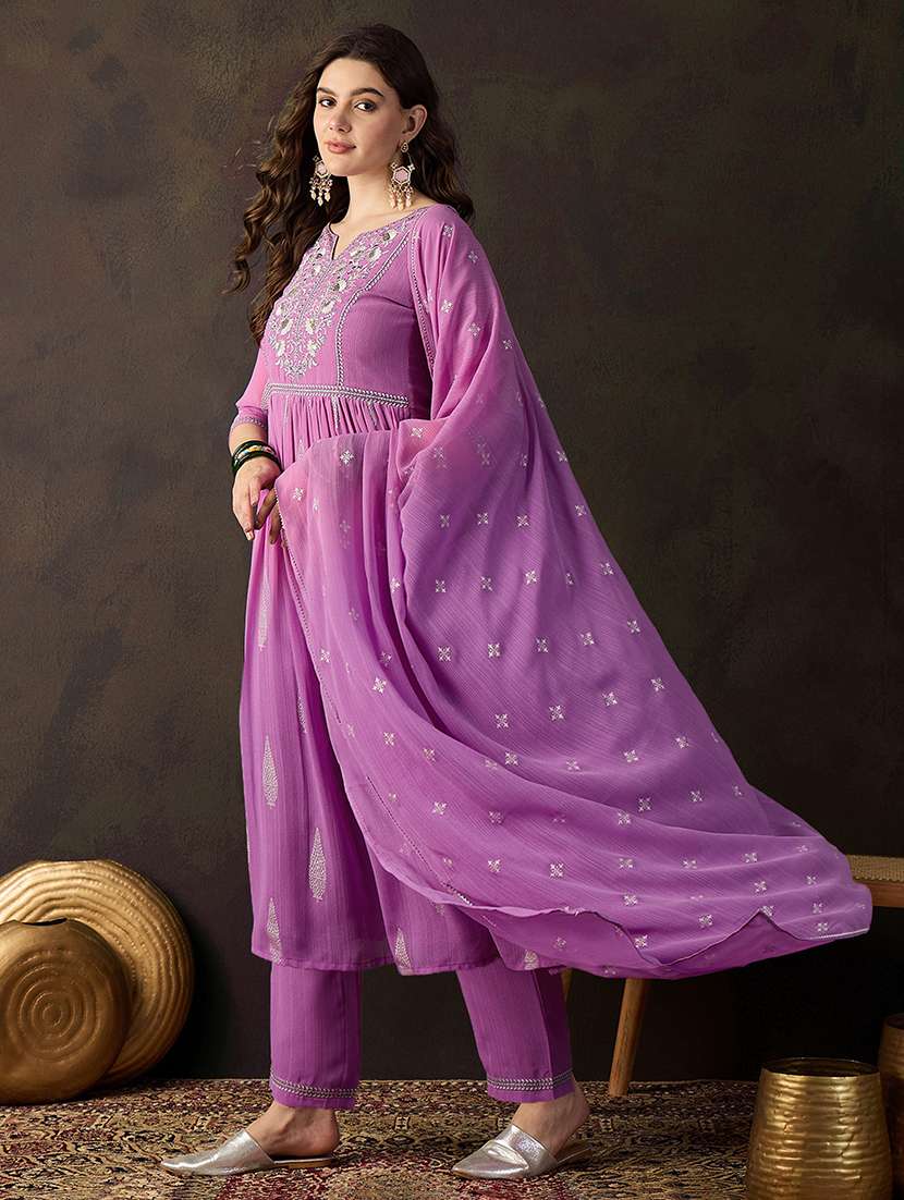 women kurta pant set with dupatta