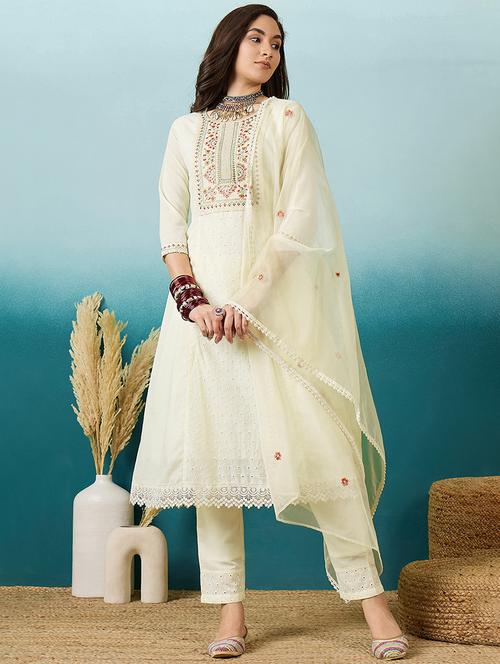 women kurta pant set with dupatta - 21531315 -  Standard Image - 0