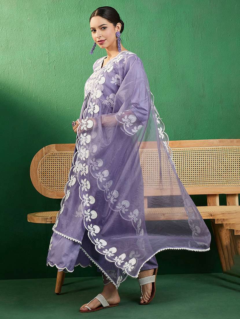 Women Kurta Pant Set With Dupatta