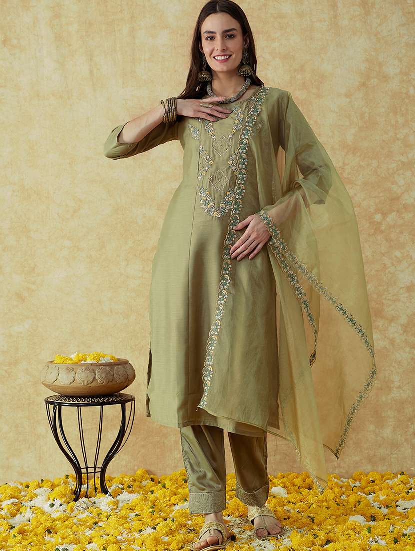 women kurta pant set with dupatta  - 21531406 -  Standard Image - 2