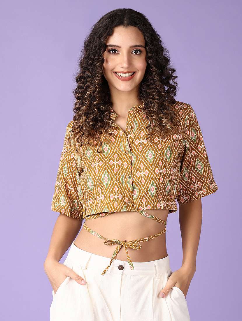 women printed collared short sleeves crop top