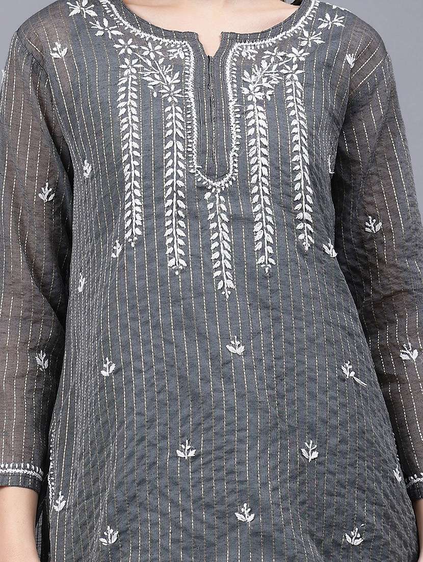 women chikankari straight kurti - 21531752 - Standard Image - 7