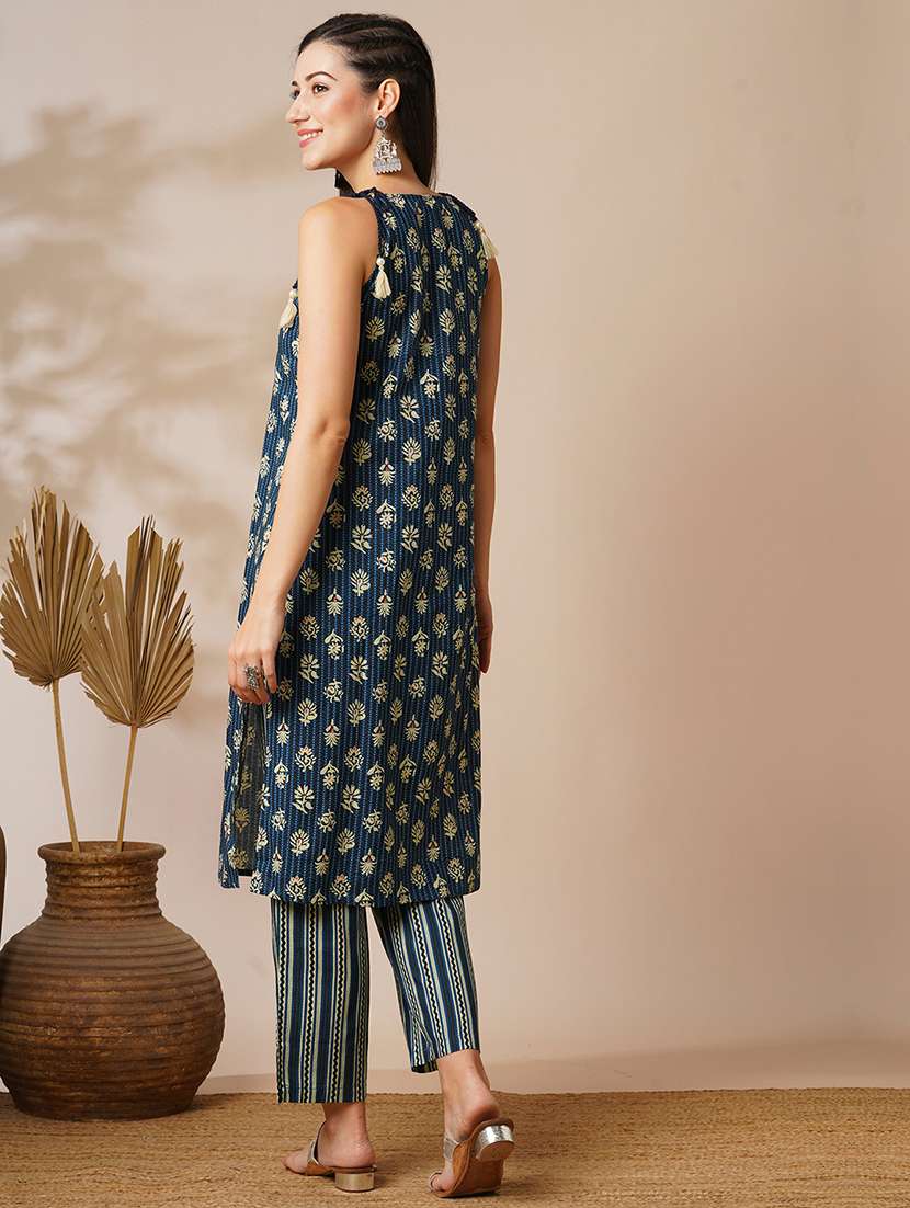 globus women blue tie-up strappy shoulder tassel detailing floral print straight kurta with striped pants fusion set - 21531814 -  Standard Image - 2