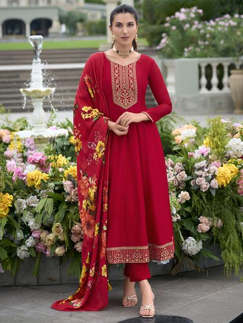 women embroidered kurta pant set with dupatta - 21532263 -  Standard Image - 0
