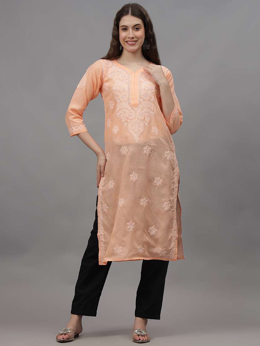 women three quarter sleeves chikankari kurta - 21532316 - Zoom Image - 0
