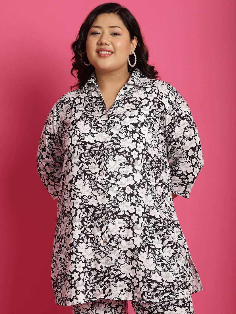 women plus size printed collared shirt