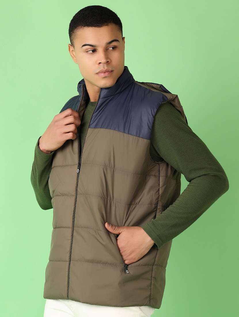 men sleeveless color block quilted jacket - 21533583 -  Standard Image - 2
