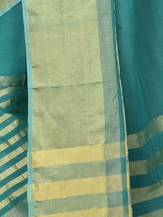 women striped handloom saree - 21536895 - Standard Image - 2