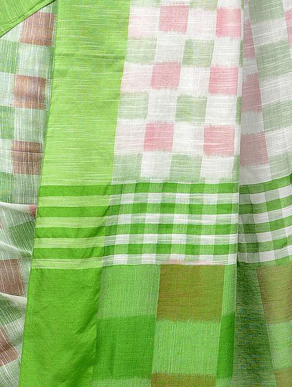 women checkered handloom saree - 21536937 - Standard Image - 2