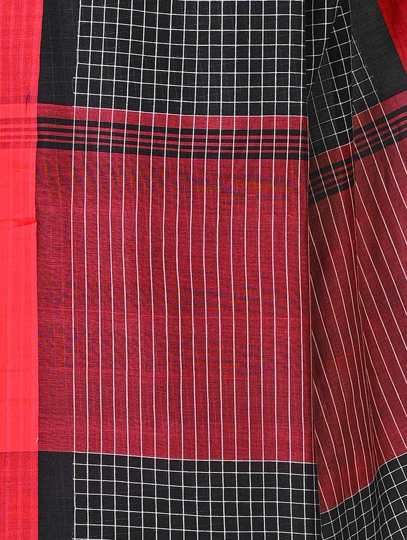 women checkered handloom saree - 21537035 -  Standard Image - 2