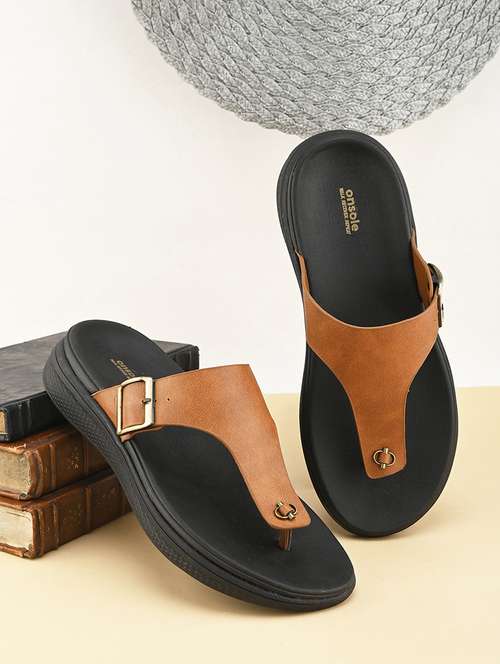 men solid toe separator slippers - 21537520 - Standard Image - 0