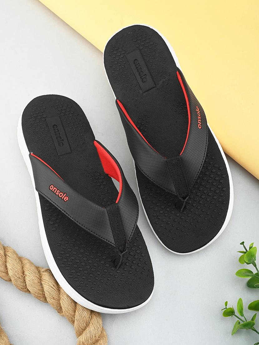 men solid toe separator slippers - 21537527 -  Zoom Image - 0
